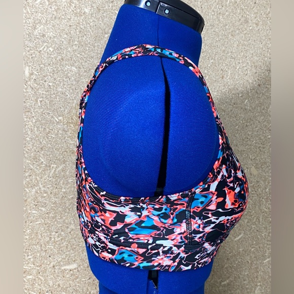 Under Armour Mid Crossback Print Mash Up Sports Bra - Small - Picture 5 of 5